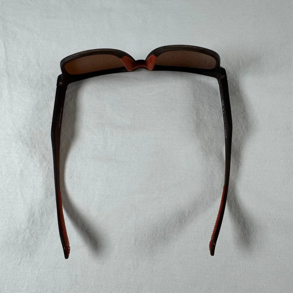 goodr Men's Brown Woodgrain Polarized Just Knock It On Sunglasses